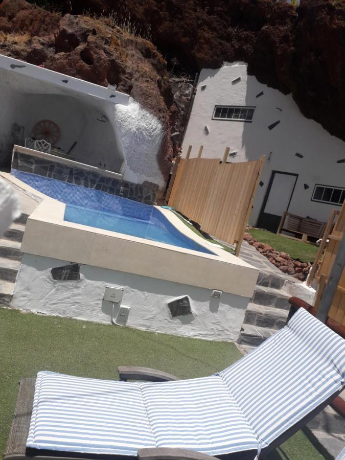 فيلا Cueva Rural " Old London " With Jacuzzi And Swimming Pool سانتا كروز دي تينيريف المظهر الخارجي الصورة